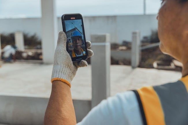 construction-chat-04
